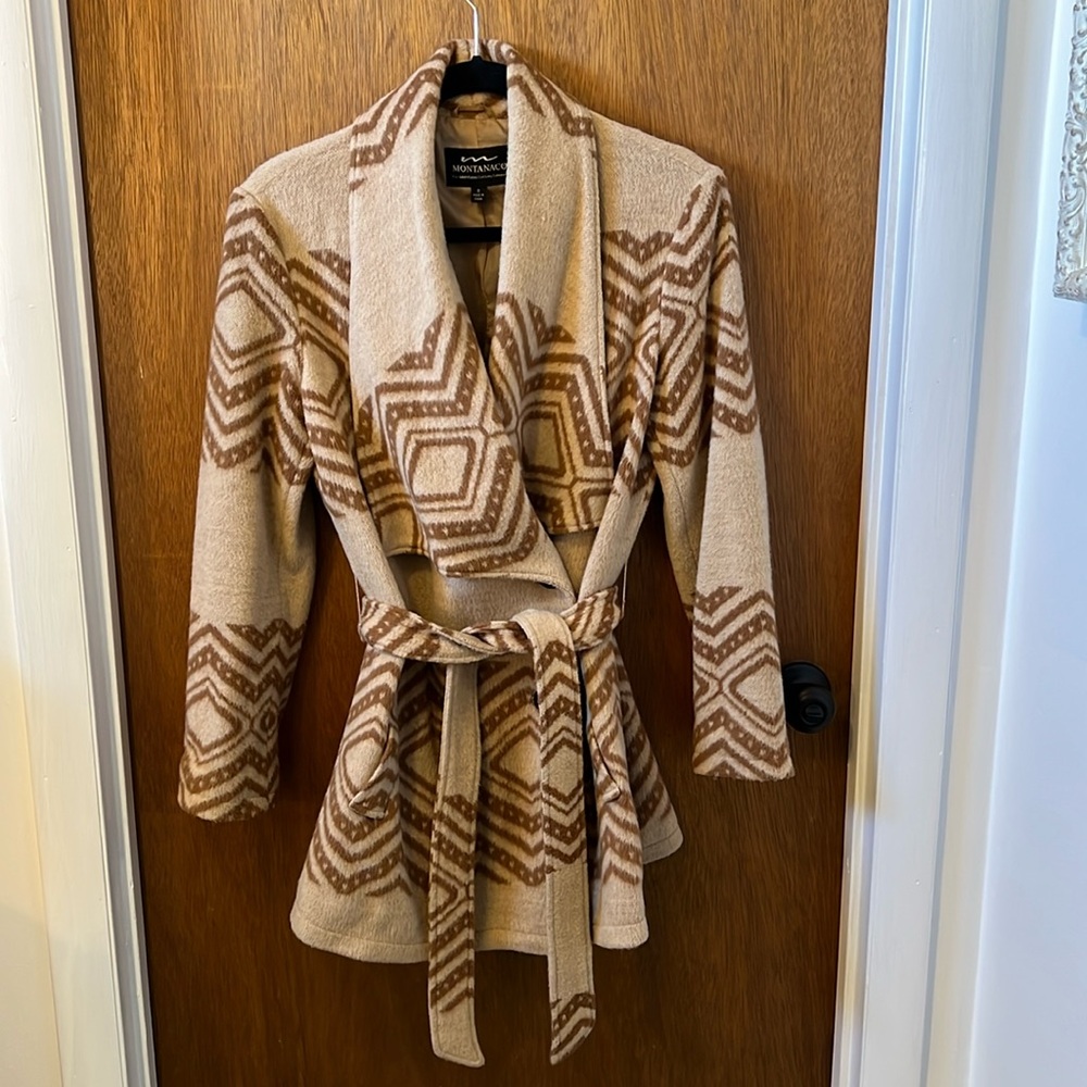 🪶Montanaco belted sweater coat S